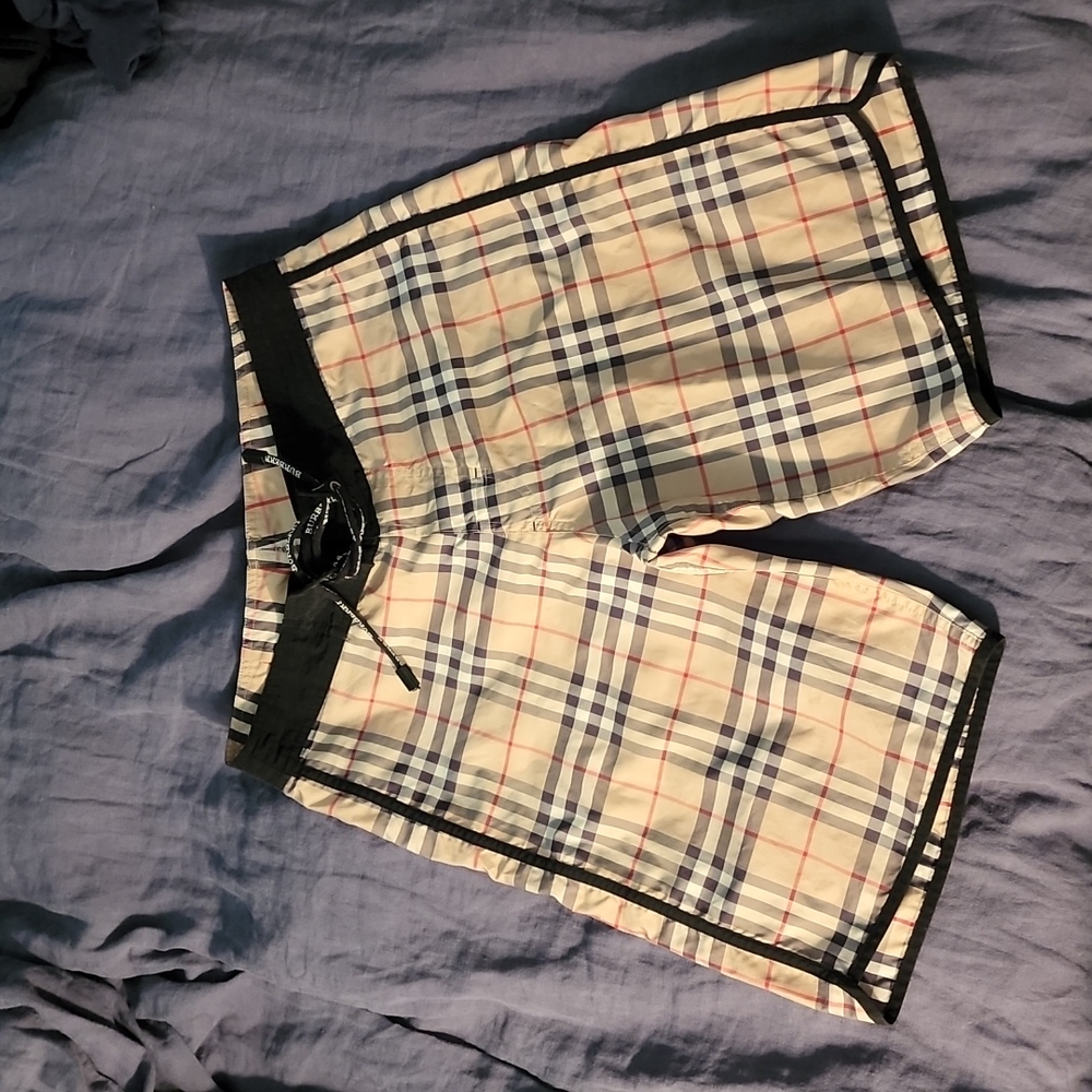 Mens Vintage Burberry swim trunks size Medium